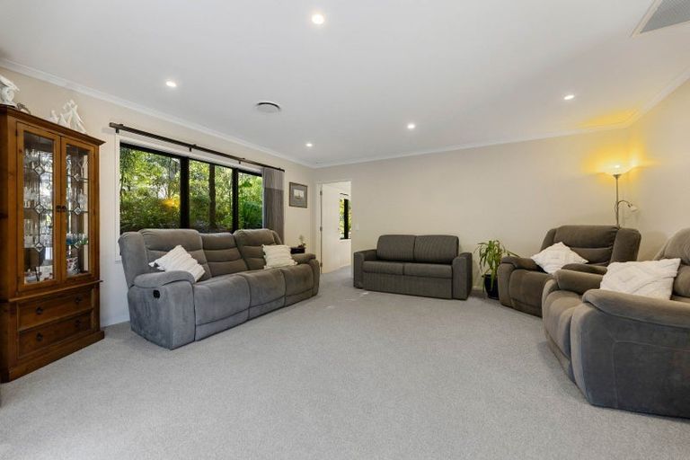 Photo of property in 68 Parawera Drive, Acacia Bay, Taupo, 3330