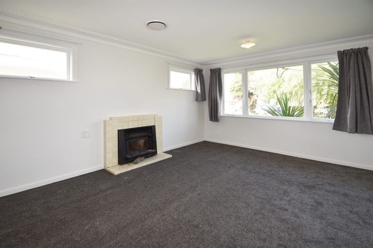 Photo of property in 4 Woodford Avenue, Henderson, Auckland, 0610