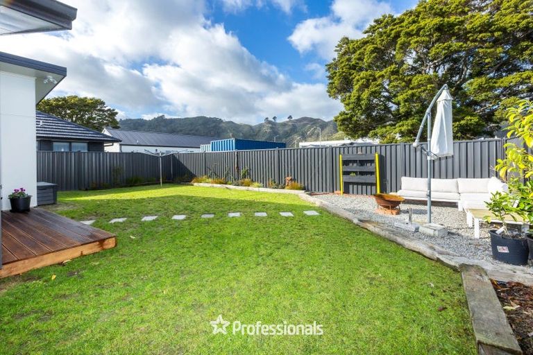 Photo of property in 31 Castletown Street, Wallaceville, Upper Hutt, 5018
