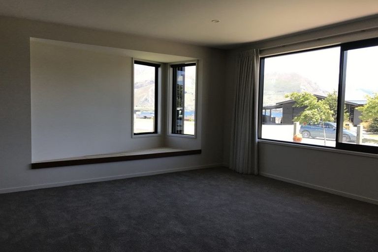 Photo of property in 38 Westview Road, Wanaka, 9305