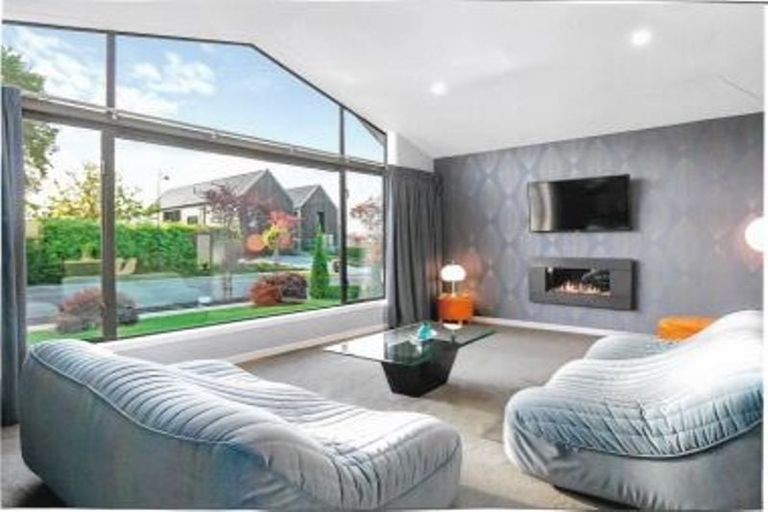 Photo of property in 9 Boyce Crescent, Cambridge, 3434