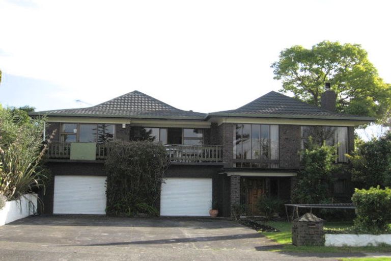 Photo of property in 69 Ray Small Drive, Pahurehure, Papakura, 2113