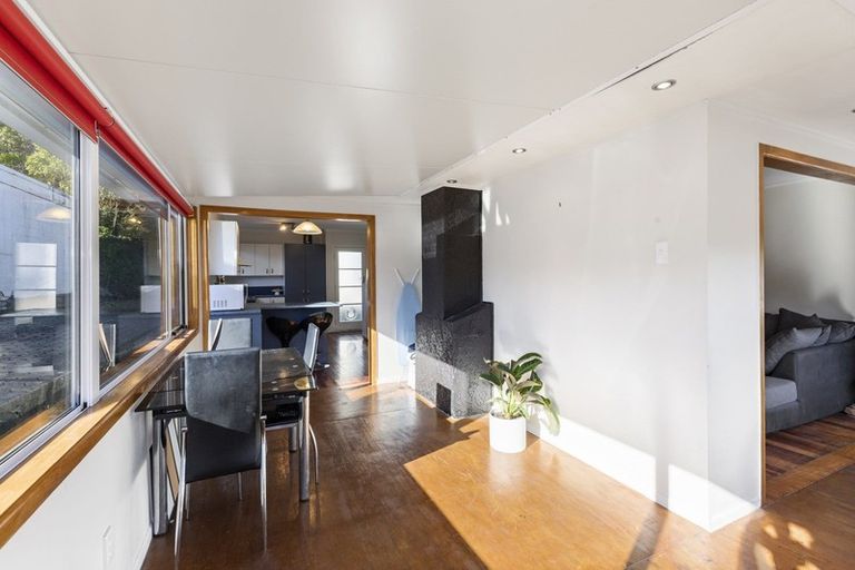 Photo of property in 4 Barberry Grove, Maungaraki, Lower Hutt, 5010