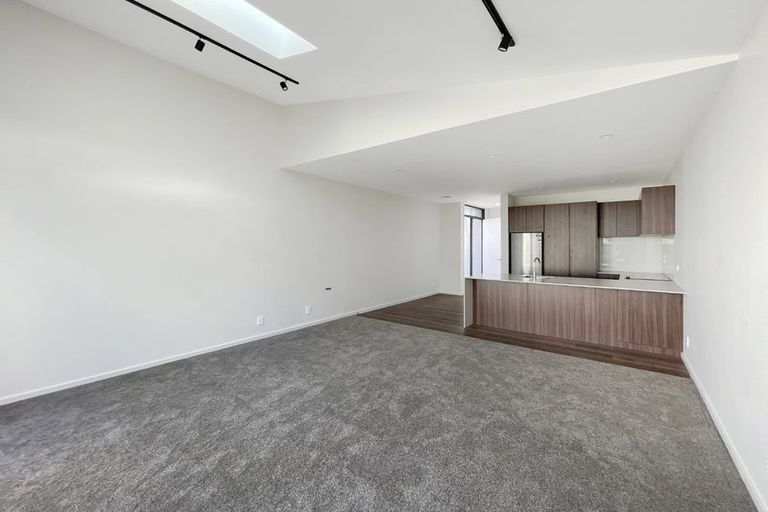 Photo of property in 3/149 Onepu Road, Lyall Bay, Wellington, 6022