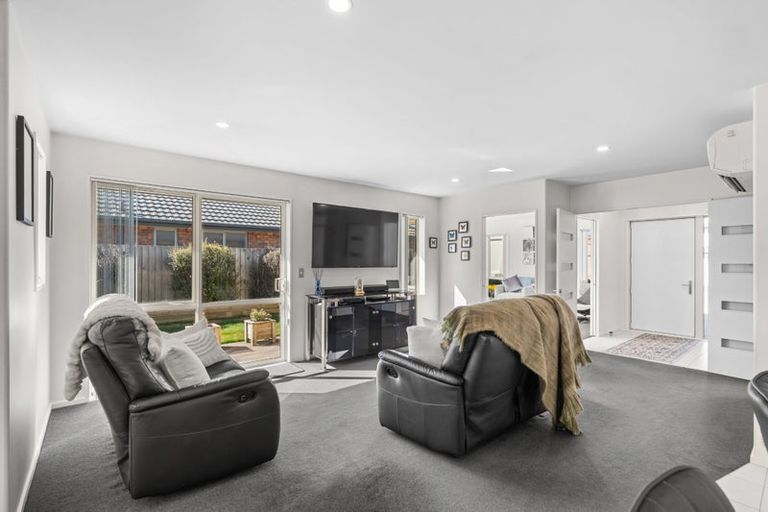 Photo of property in 1 Eliza Place, Aidanfield, Christchurch, 8025