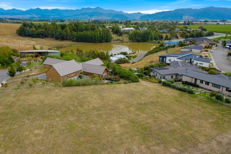 Photo of property in 102 Marlborough Ridge Drive, Fairhall, 7272