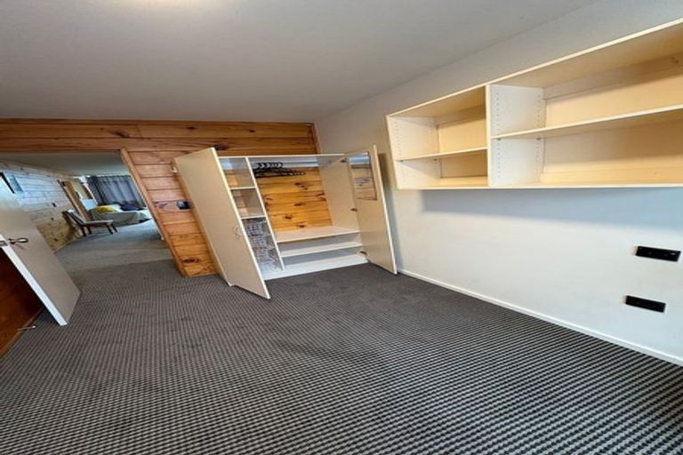 Photo of property in Te Awhina Apartments, 6/22 Sussex Street, Mount Cook, Wellington, 6021