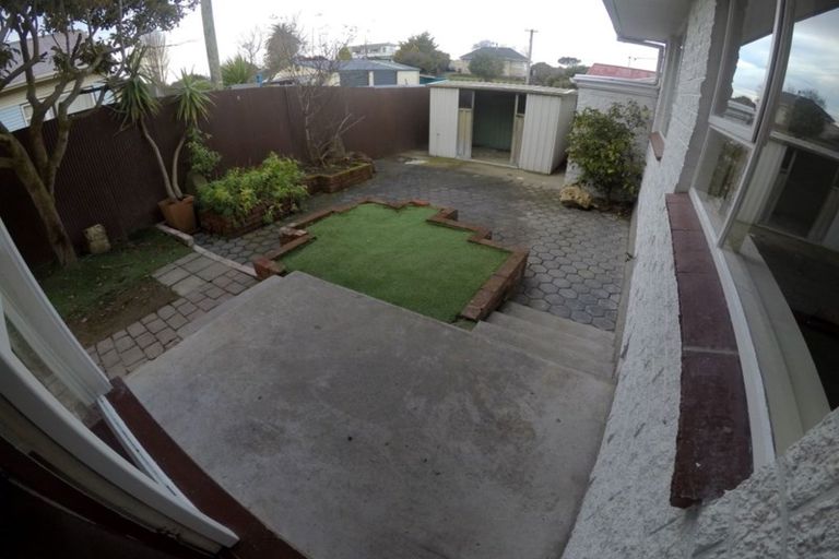 Photo of property in 2/29 Wainoni Road, Wainoni, Christchurch, 8061