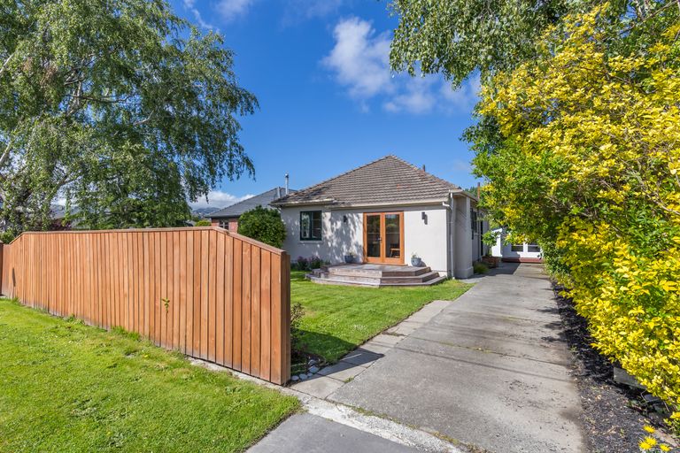 Photo of property in 123 Selwyn Street, Somerfield, Christchurch, 8024