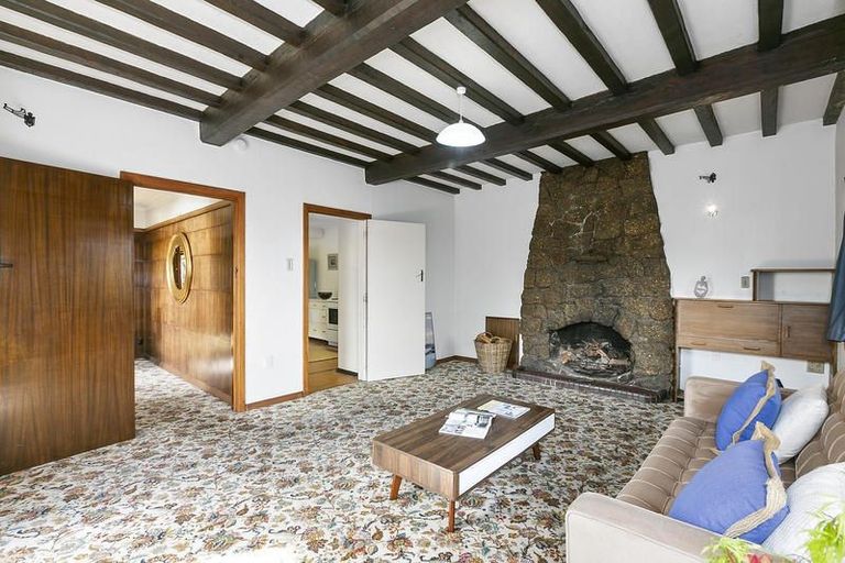 Photo of property in 32 Shandon Road, Vauxhall, Dunedin, 9013