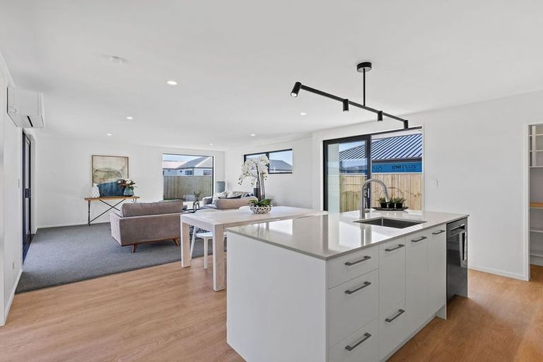 Photo of property in 35 Duporth Road, Rolleston, 7614