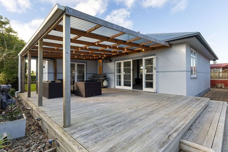 Photo of property in 218 Vogel Street, Roslyn, Palmerston North, 4414