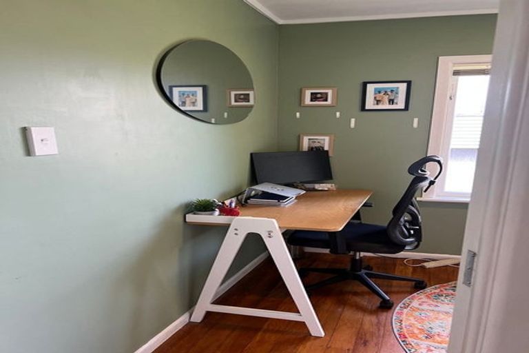 Photo of property in 26 Saffron Street, Birkdale, Auckland, 0626