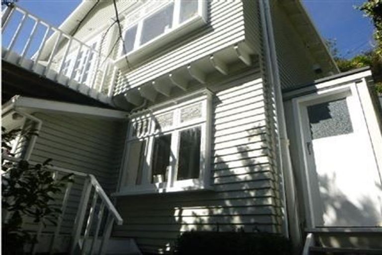 Photo of property in 152 Upland Road, Kelburn, Wellington, 6012