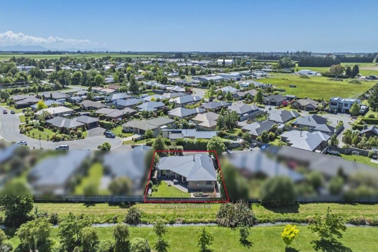 Photo of property in 18 Stanwood Grove, Darfield, 7510