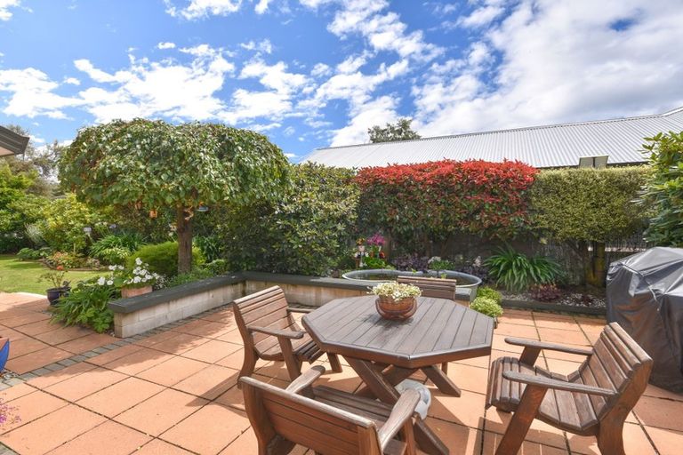 Photo of property in 16 Silverstream Drive, Mosgiel, 9024