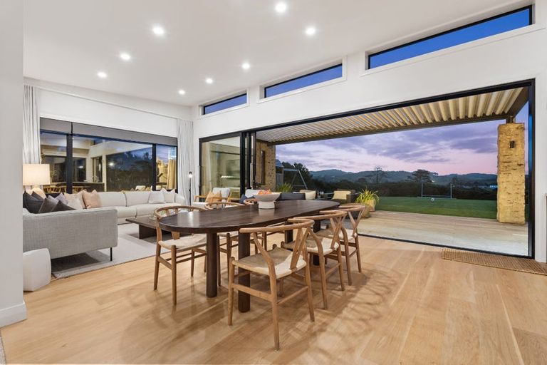 Photo of property in 458 Whitehills Road, Waitoki, Silverdale, 0994