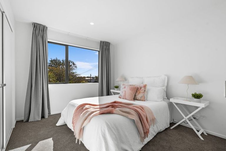 Photo of property in 2/28 Deloraine Street, Somerfield, Christchurch, 8024