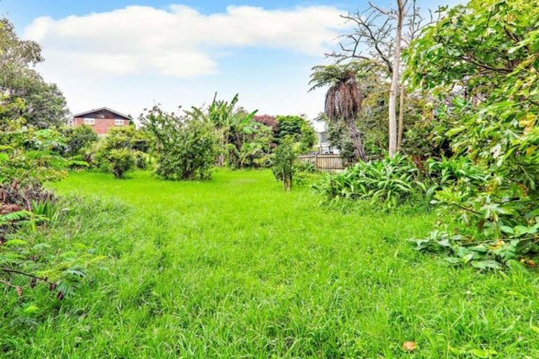 Photo of property in 42 Gordon Avenue, Milford, Auckland, 0620