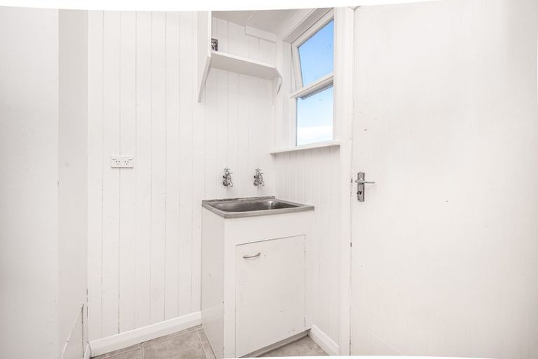 Photo of property in 73a Waiuta Street, Titahi Bay, Porirua, 5022