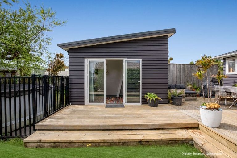 Photo of property in 120 Parkhurst Road, Parakai, 0830