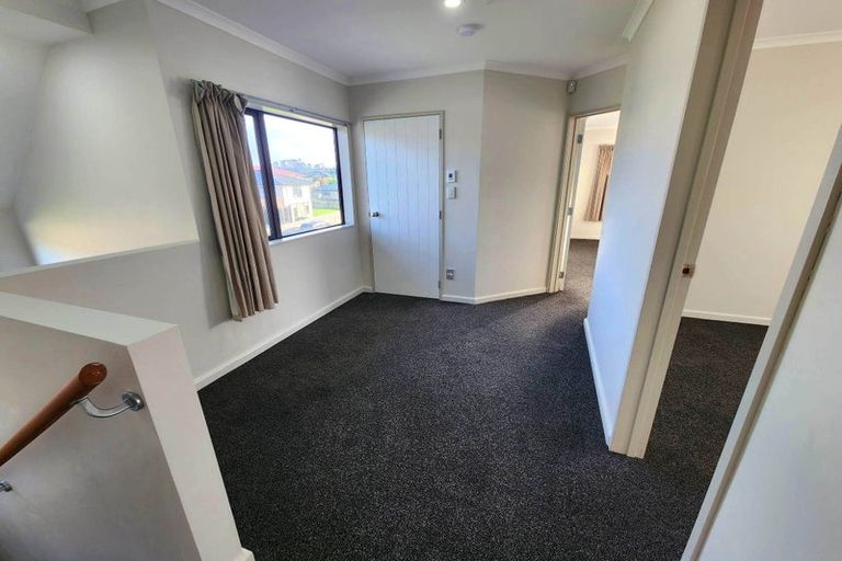 Photo of property in 37a Simpson Road, Ranui, Auckland, 0612