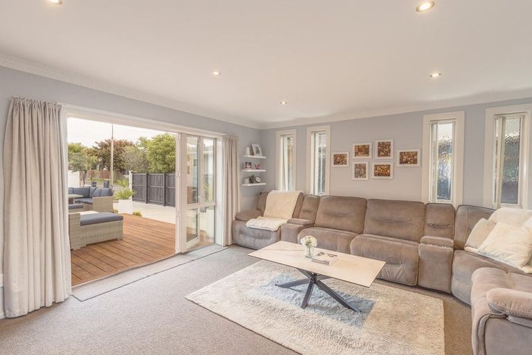 Photo of property in 38 Royalist Avenue, North New Brighton, Christchurch, 8083