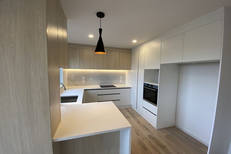 Photo of property in 15 Longshore Drive, Long Bay, Auckland, 0630