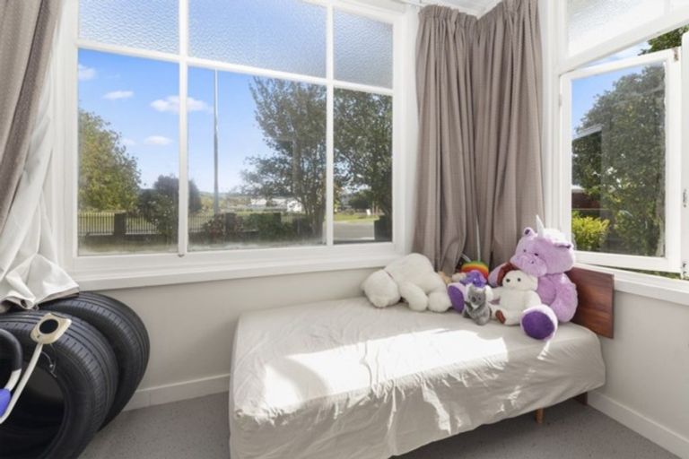 Photo of property in 100 Ranolf Street, Glenholme, Rotorua, 3010