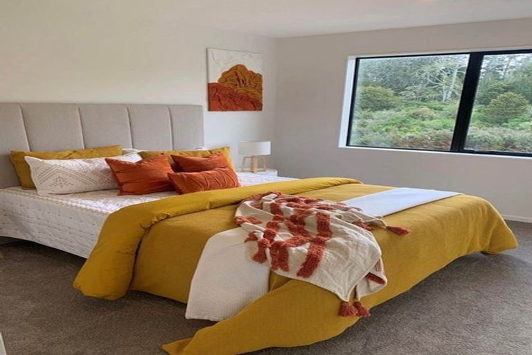 Photo of property in 5 Purapura Lane, Kumeu, 0810