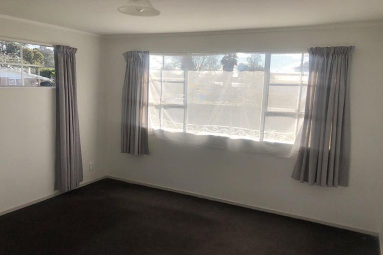 Photo of property in 32 Elmwood Crescent, Pukete, Hamilton, 3200