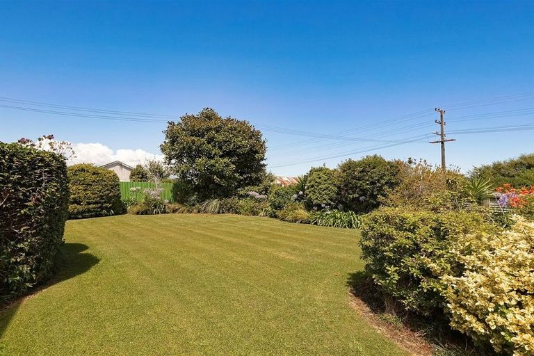 Photo of property in 81 Domett Street, Westport, 7825