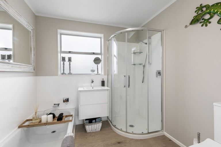 Photo of property in 17 Tennyson Street, Petone, Lower Hutt, 5012