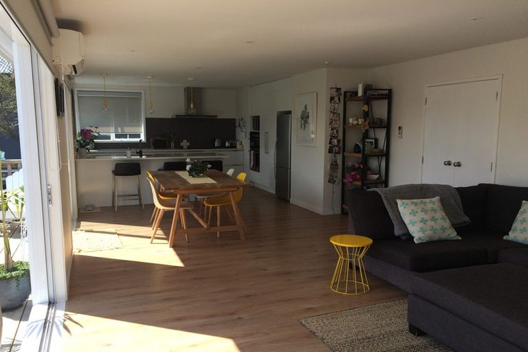 Photo of property in 1/97 Beresford Street, Bayswater, Auckland, 0622