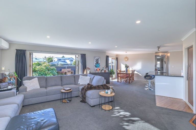 Photo of property in 166 Bartholomew Road, Levin, 5510