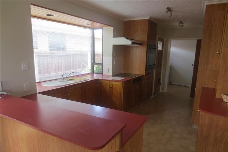 Photo of property in 5 Cowes Street, Avondale, Christchurch, 8061