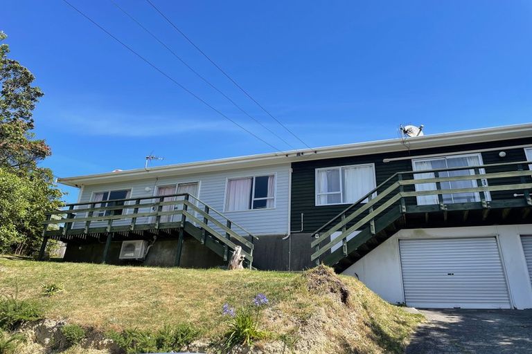 Photo of property in 2/236 Helston Road, Paparangi, Wellington, 6037