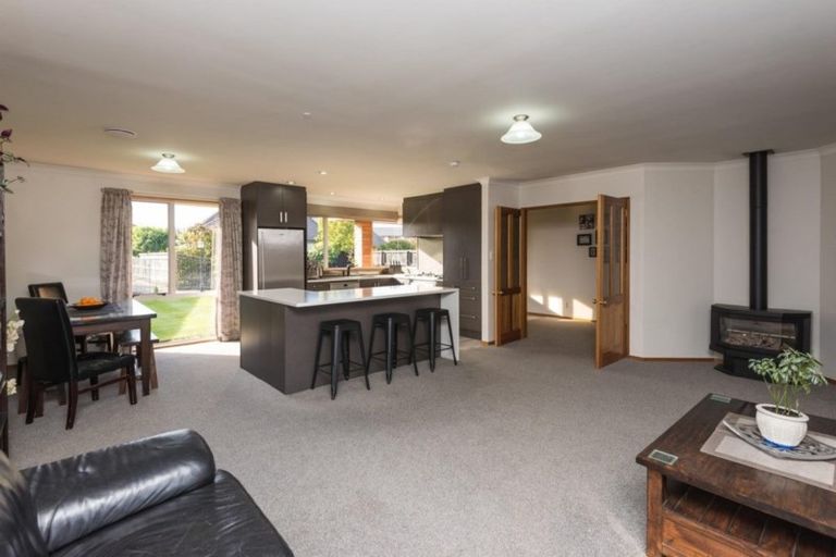 Photo of property in 12 Lexington Place, Shirley, Christchurch, 8061