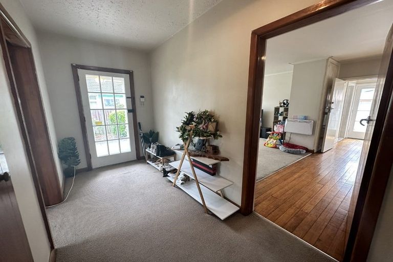 Photo of property in 1/10 English Street, Sockburn, Christchurch, 8042