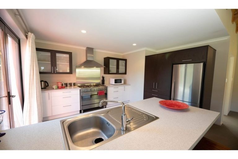 Photo of property in 4 Ryton Place, Lake Coleridge, 7572