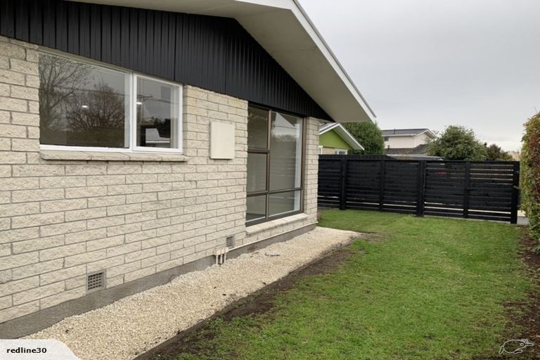 Photo of property in 1/78 Middlepark Road, Sockburn, Christchurch, 8042