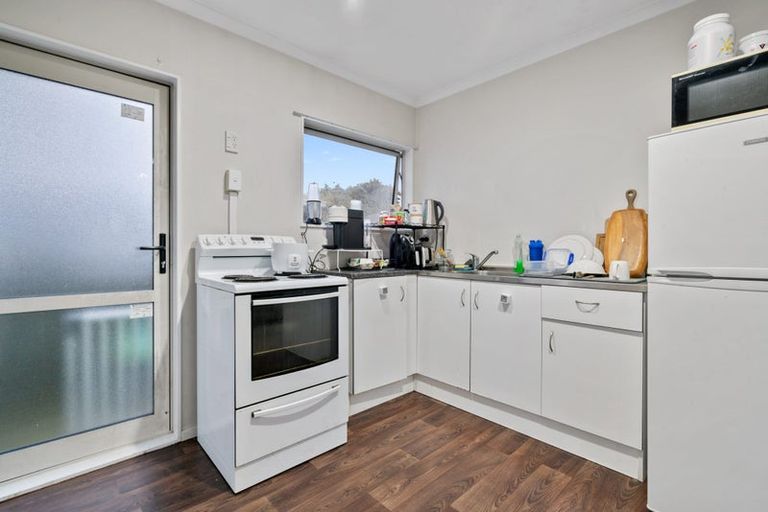 Photo of property in 8 Lomas Place, Manurewa, Auckland, 2102