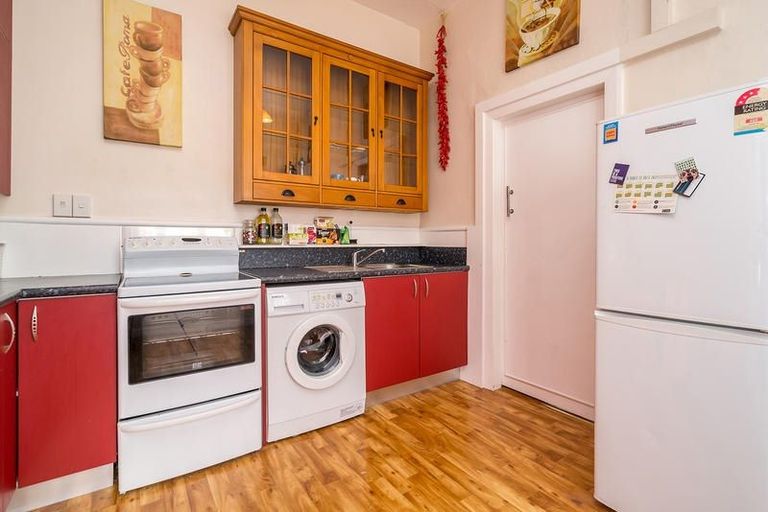 Photo of property in 18 Thorn Street, Caversham, Dunedin, 9012