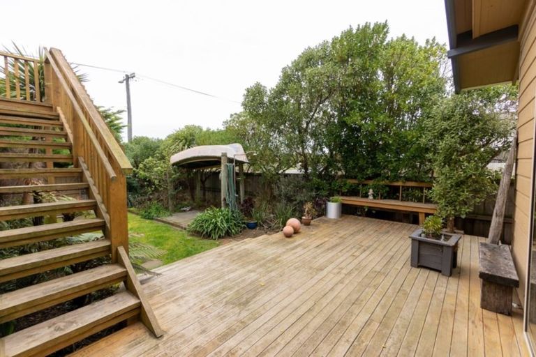 Photo of property in 64 Marine Parade, North New Brighton, Christchurch, 8083