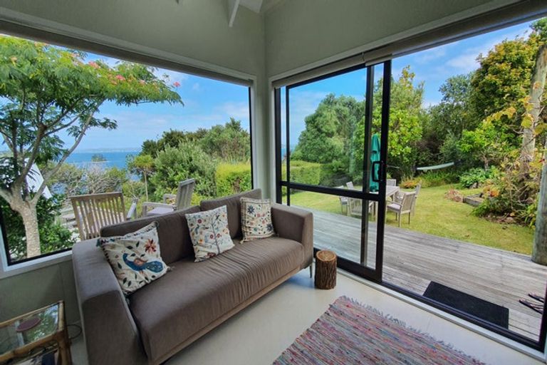 Photo of property in 3 Hall Head Road, Kawau Island, 0920