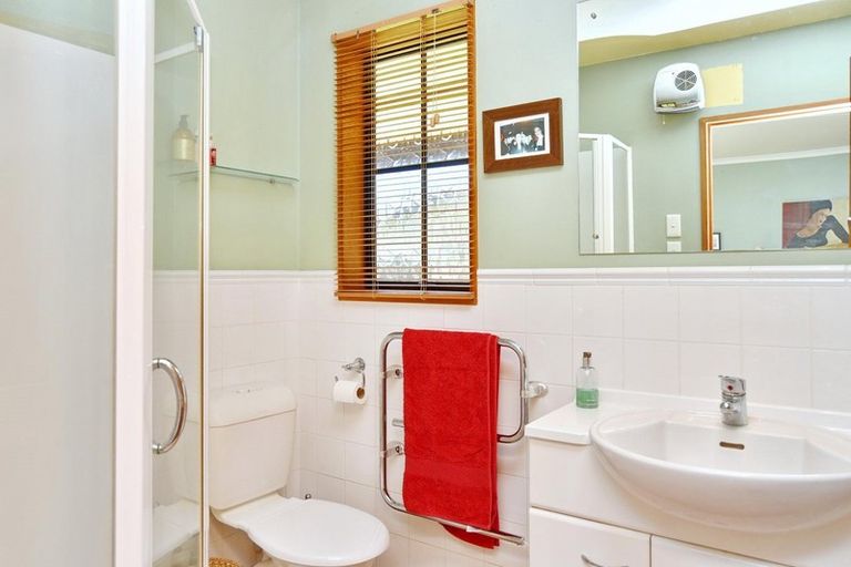 Photo of property in 20 Terrace Road, Leithfield, Amberley, 7481