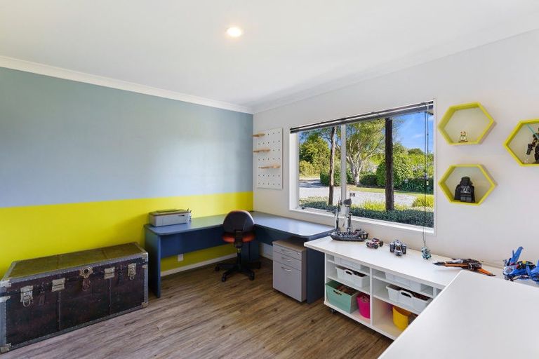 Photo of property in 192 Waitohu Valley Road, Otaki, 5583