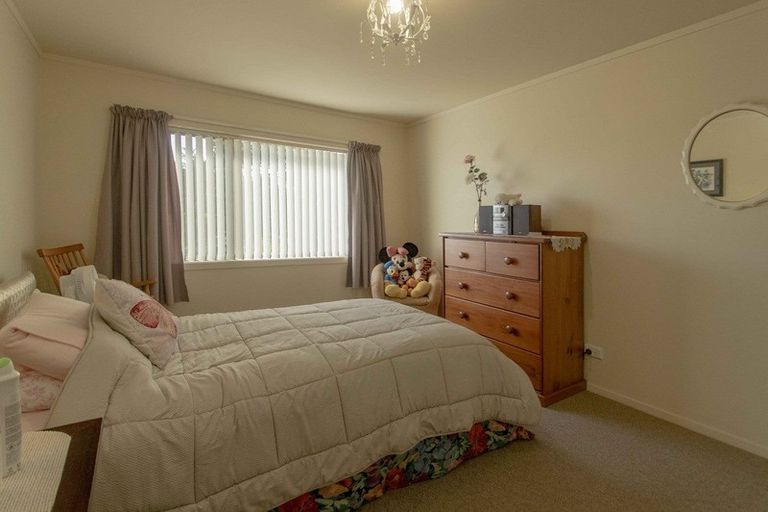 Photo of property in 9 Lamason Street, Greenmeadows, Napier, 4112