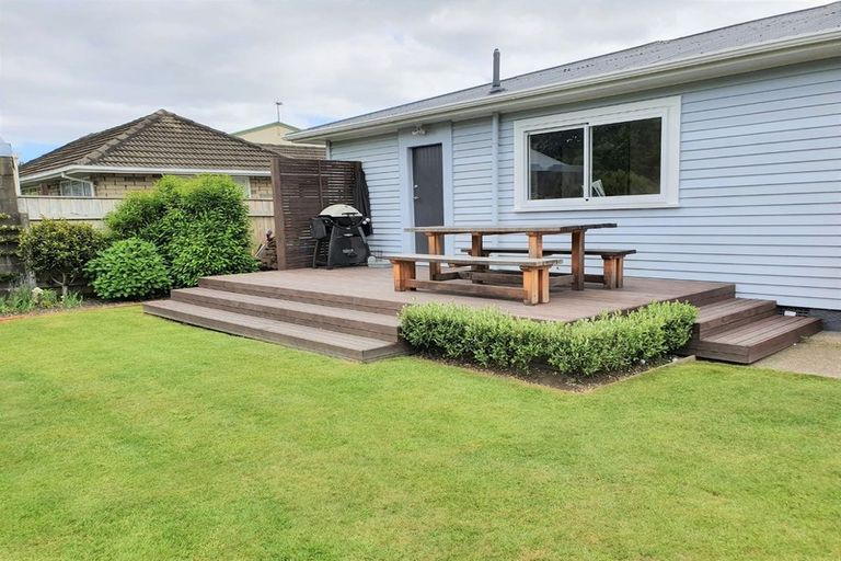 Photo of property in 256 Taita Drive, Taita, Lower Hutt, 5011