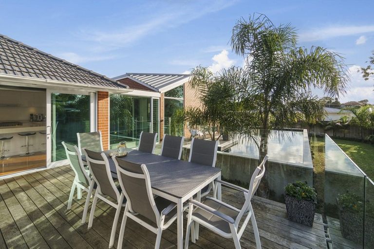 Photo of property in 444 Old Te Atatu Road, Te Atatu Peninsula, Auckland, 0610
